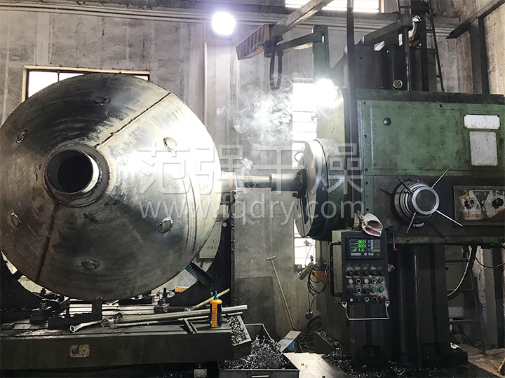 SZG系列双锥回转真空干燥机